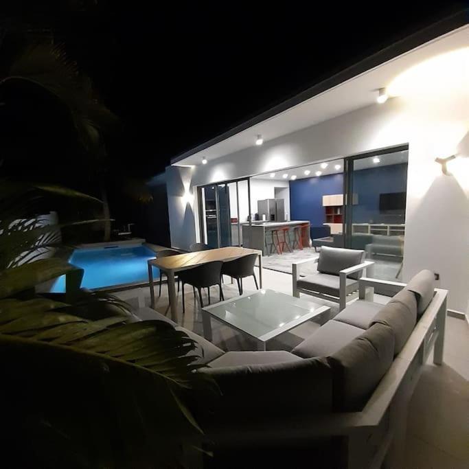 Palm Villas Sainte-Anne  Bagian luar foto